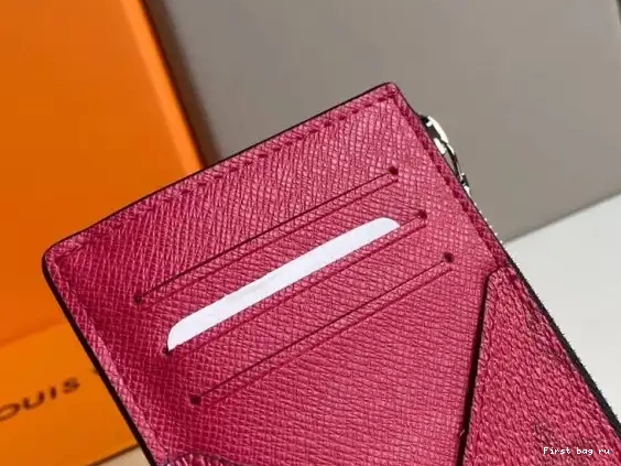 First bag ru COIN VUITTON LOUIS CARD HOLDER 0523